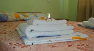 Гостиница Мини пансионат Кунеш Судак Двухместный номер с 1 кроватью или 2 отдельными кроватями-4